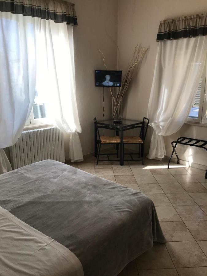 Hotel Paola Altopascio Kültér fotó